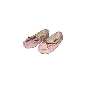Minnetonka Pink Suede Moccasins - Women’s Size 5
